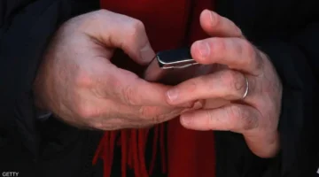 تشريع جديد في مصر ينظم استخدام الأطفال للهواتف المحمولة